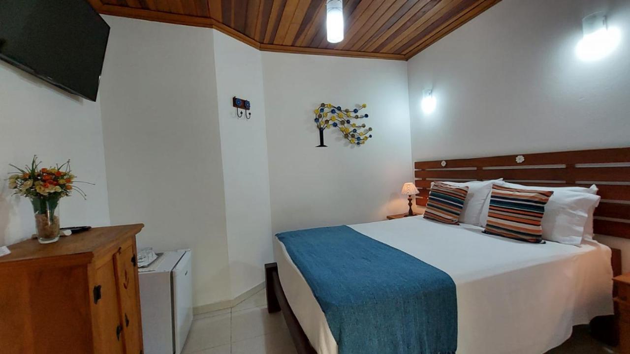 Pousada Canoa Caicara Ilhabela Exterior photo